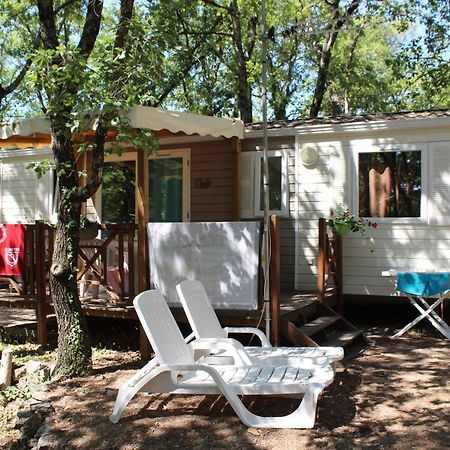 Camping Le Parc Saint-Paul-en-Forêt Exteriér fotografie